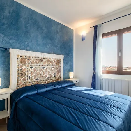 Elegante Vista Mare Apartment Olbia