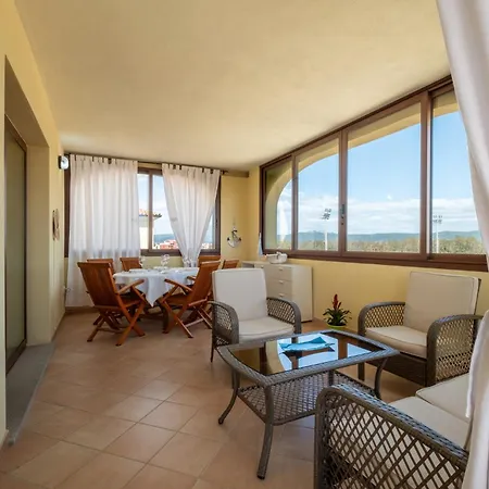 Elegante Vista Mare Apartment *